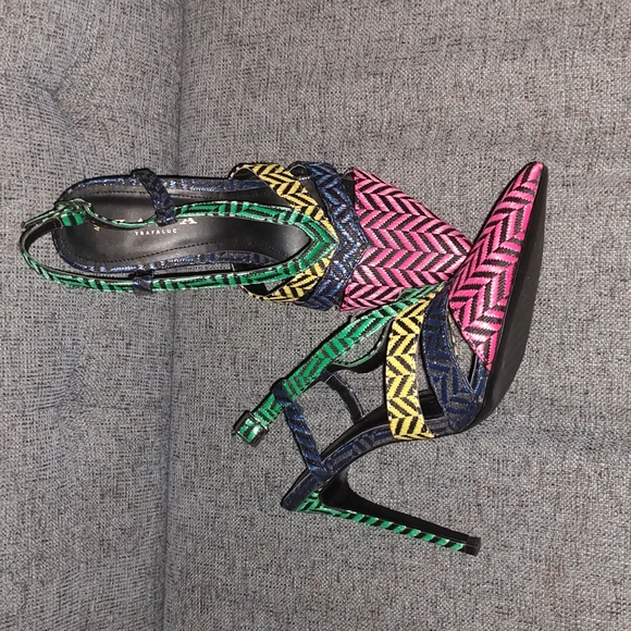 Zara shoes - Picture 2 of 3